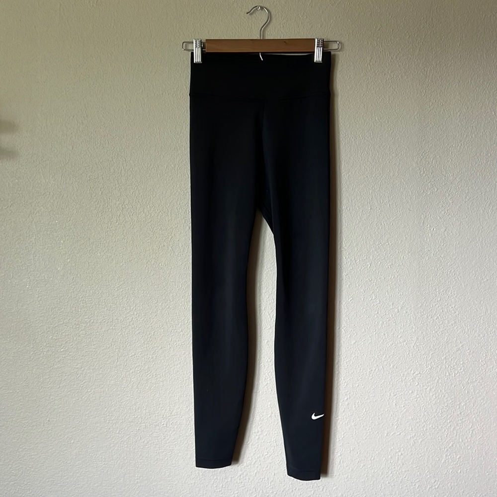 XS Nike black dri fit leggings.